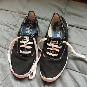 Black Keds